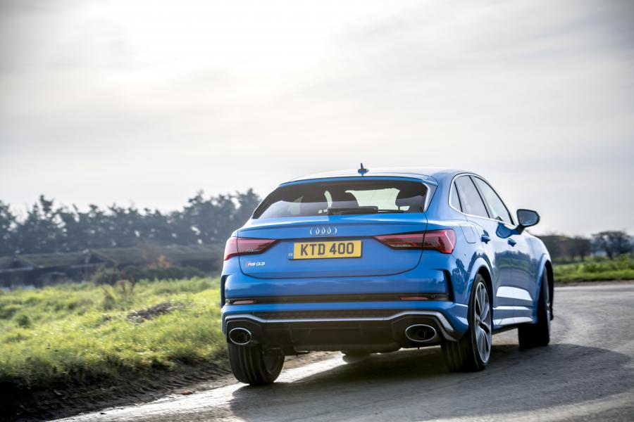  Audi RS Q3 Sportback 2019 года  (UK) (фото 5 из 71)
